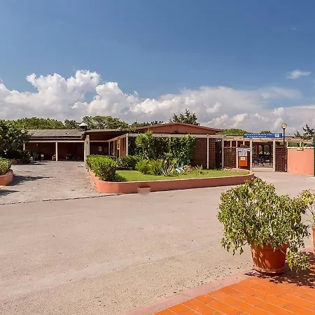 Holiday home Pleasant Mobile In With Garden